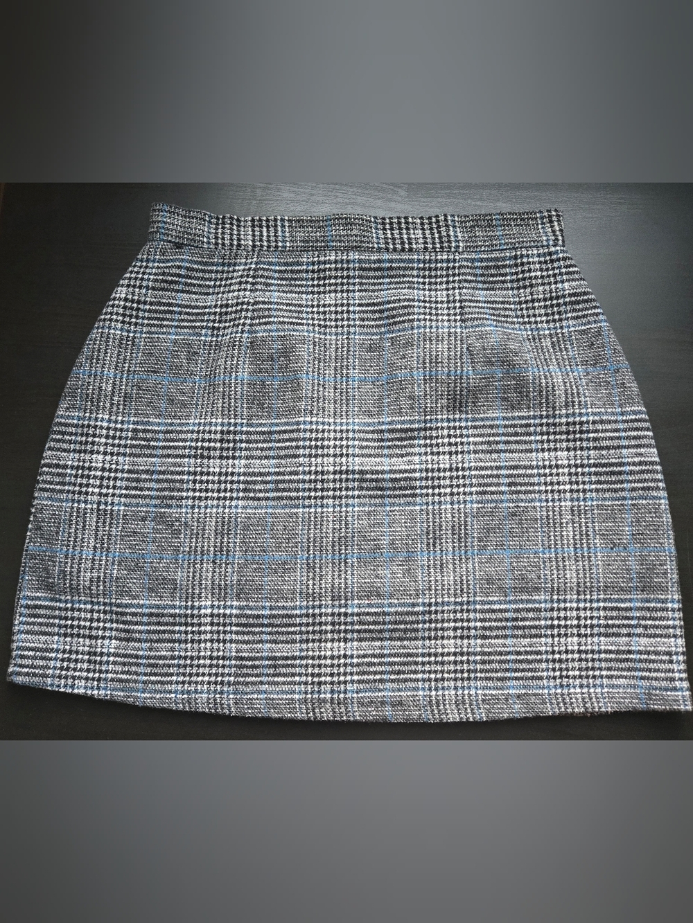 Plaid Mini Skirt in Gray & Blue Like New